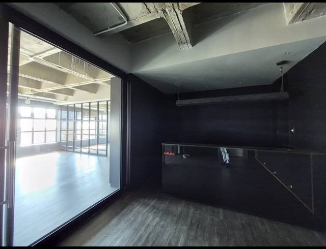 744M² OFFICE TO LET IN ROSEBANK